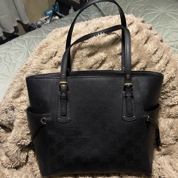 Michael Kors Tote - Picture 2 of 3